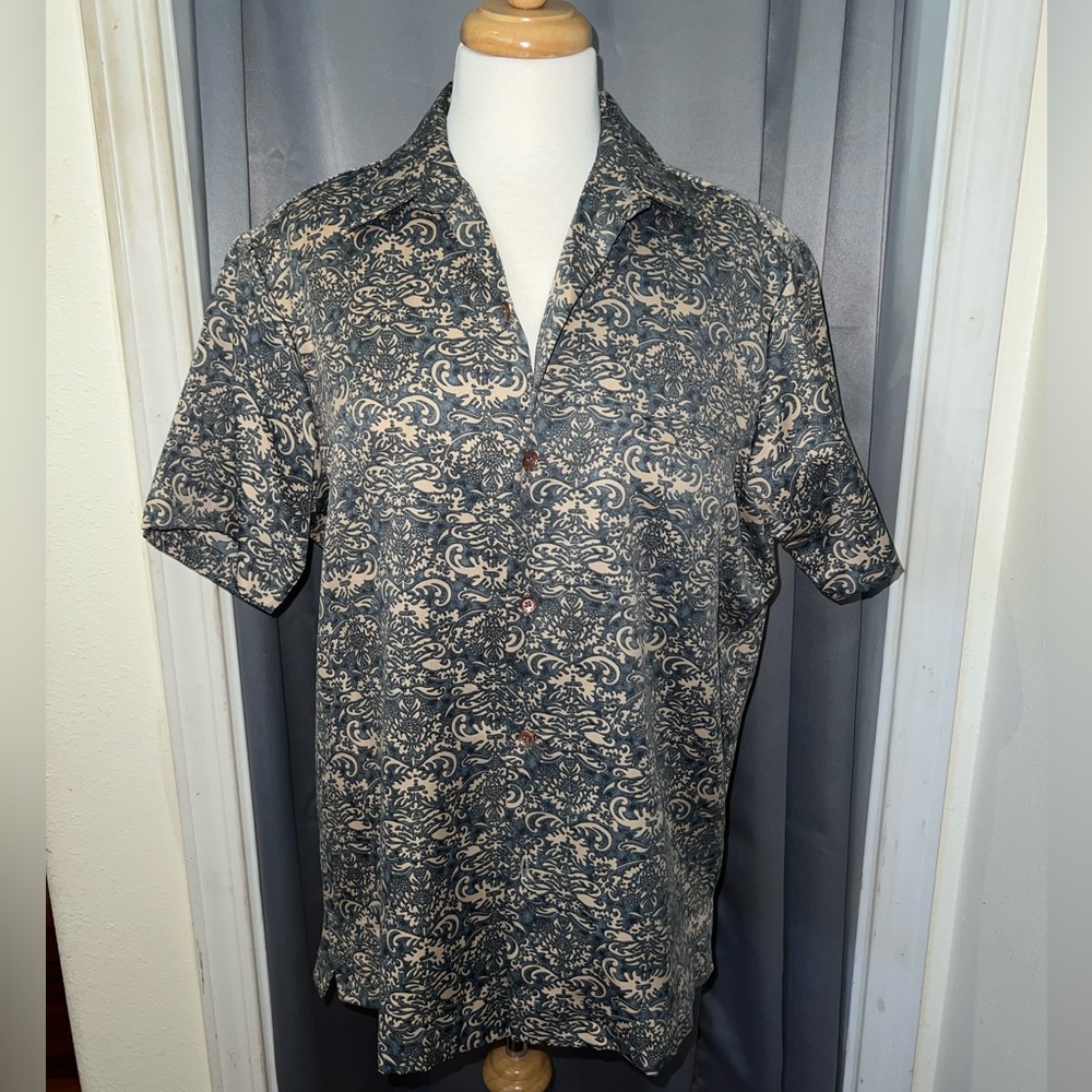 Vintage Tori Richard Grey and Cream Button Down Shirt